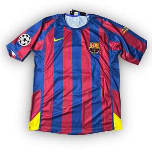 2005-06- BARCELONA HOME | RETRO