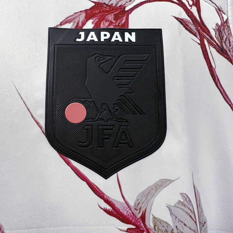 2024- JAPAN LOVE | SPECIAL EDITION - Image 2